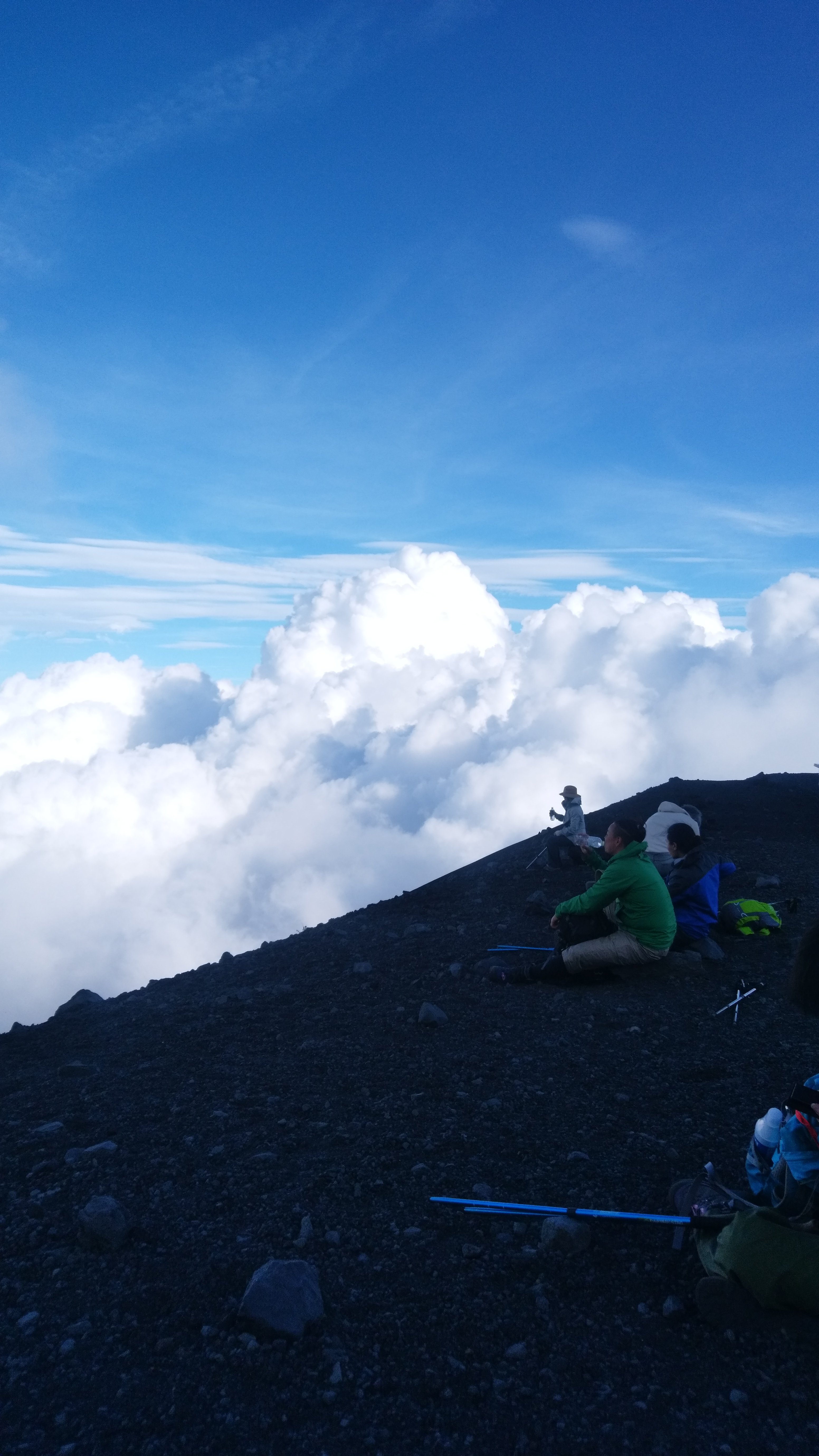 富士山の登山に挑戦しました！